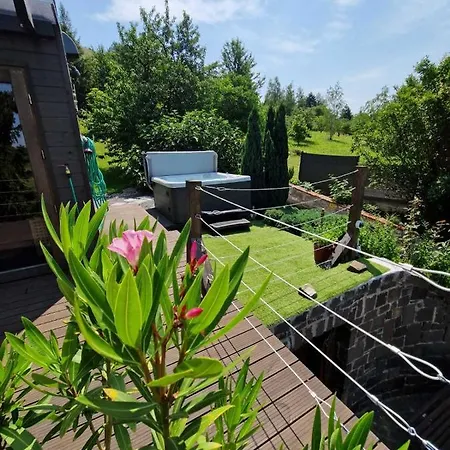 公寓 Benyecske Chill & *